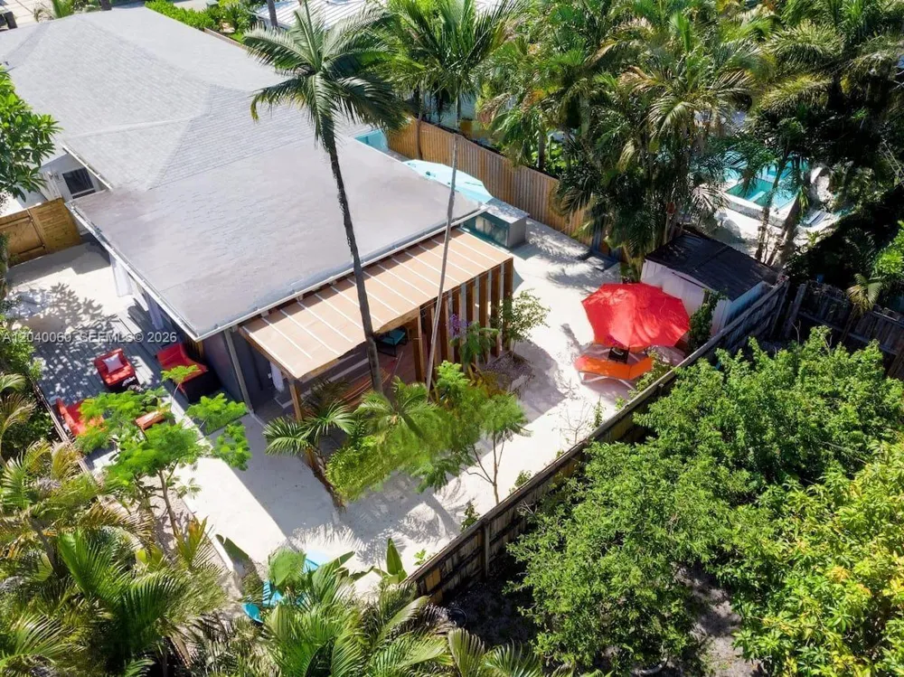 1232 NE 16th Ter Fort Lauderdale, FL 33304