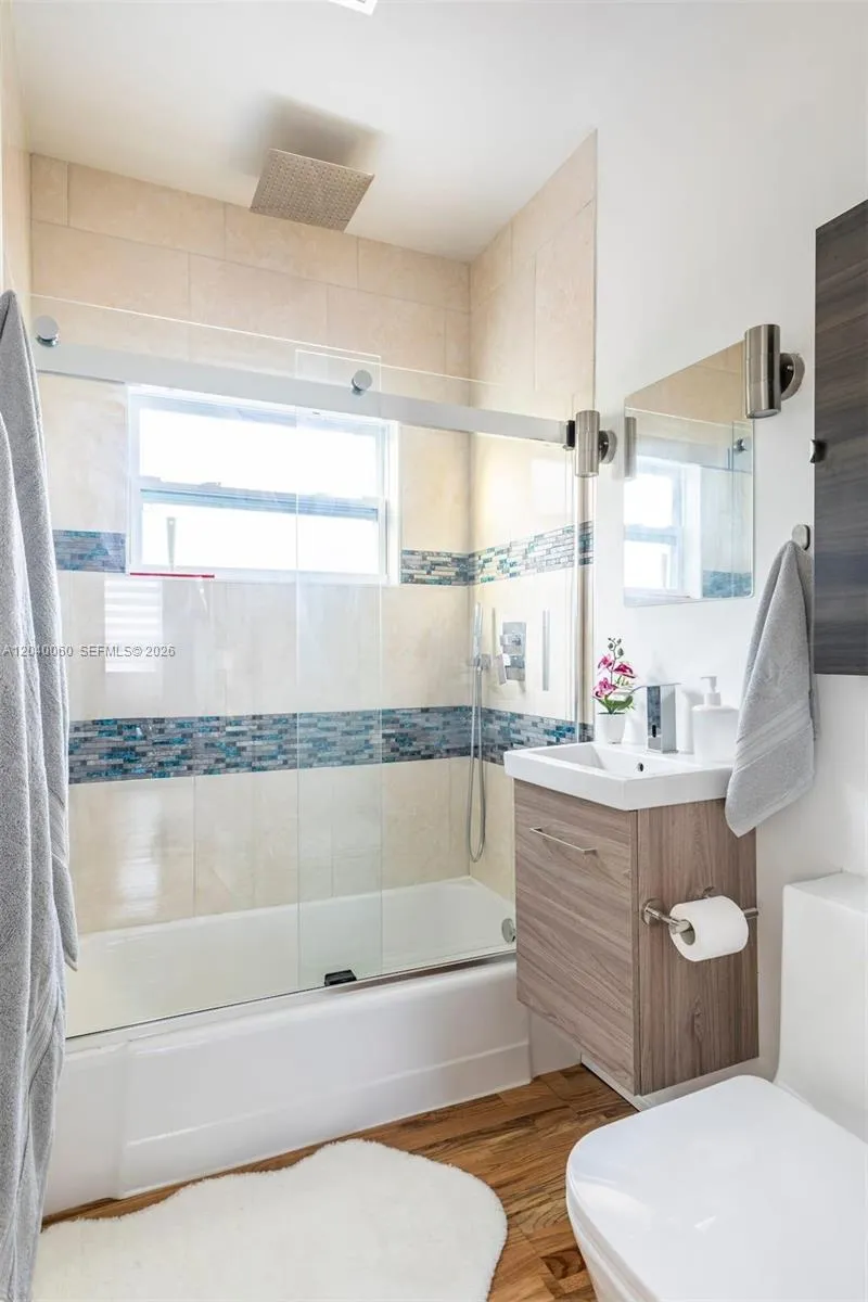1232 NE 16th Ter Fort Lauderdale, FL 33304