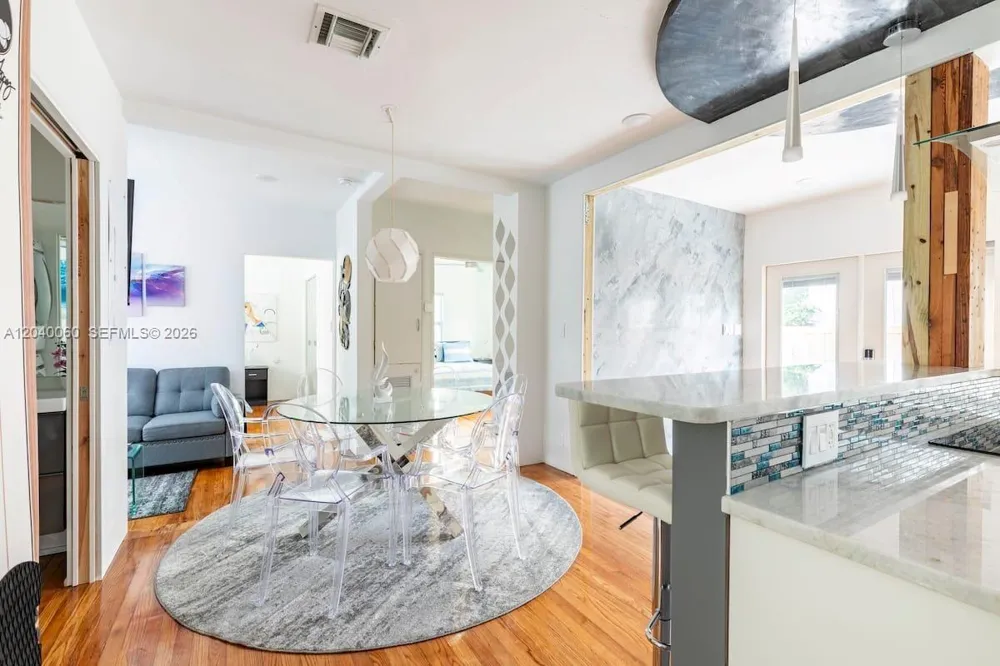 1232 NE 16th Ter Fort Lauderdale, FL 33304