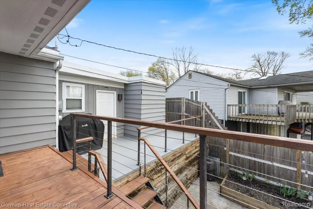 4583 FOREST AVENUE Waterford Charter Township, MI 48328