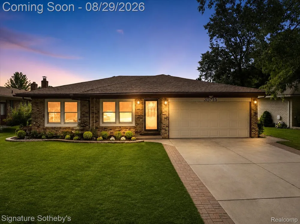 35715 Maureen Drive Sterling Heights City, MI 48310