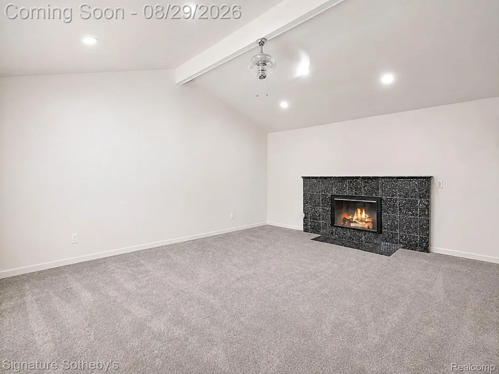 35715 Maureen Drive Sterling Heights City, MI 48310