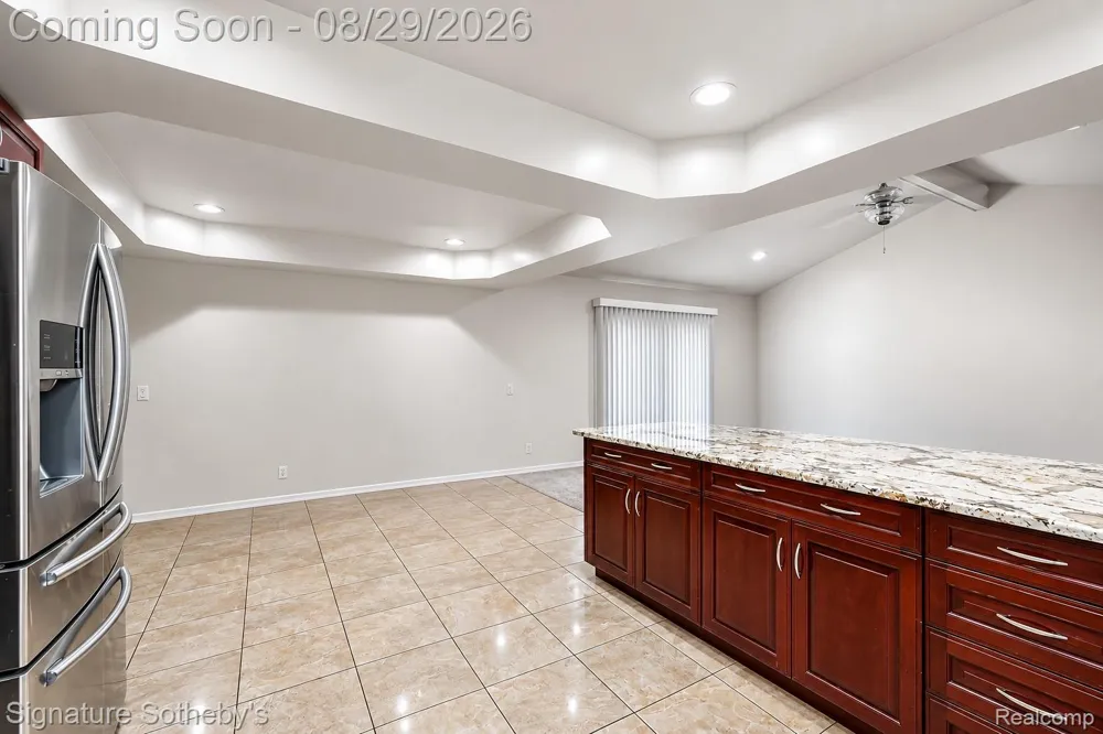 35715 Maureen Drive Sterling Heights City, MI 48310