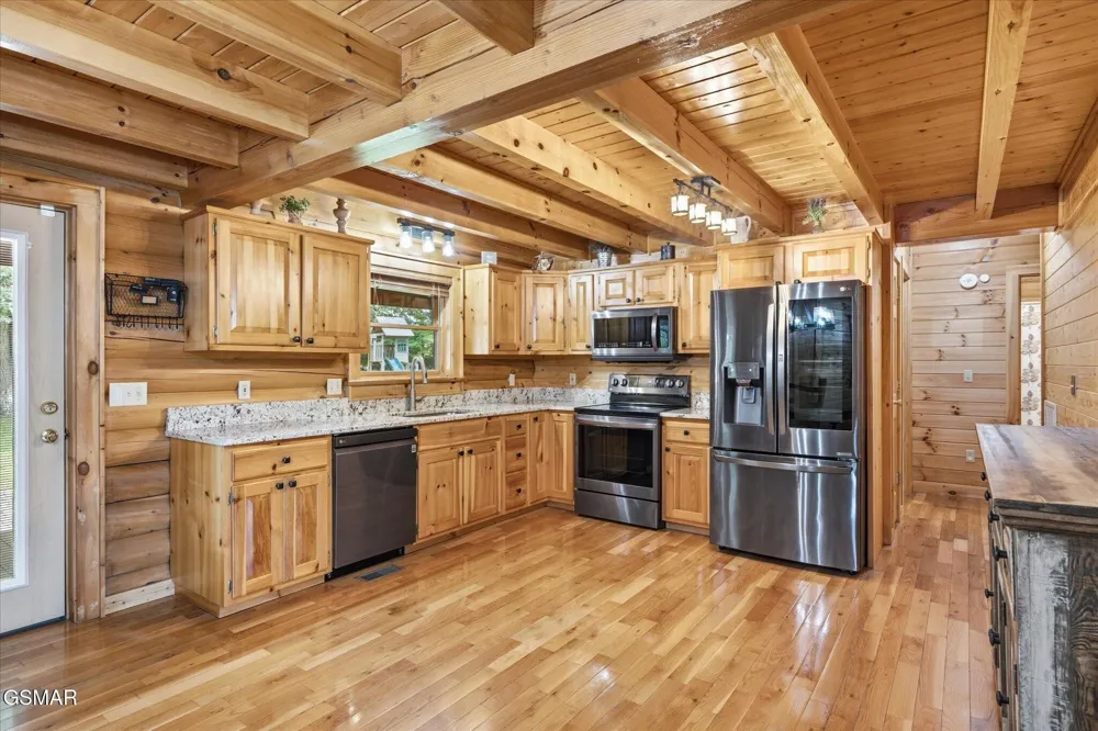 3213 Big Cove Court Sevierville, TN 37862