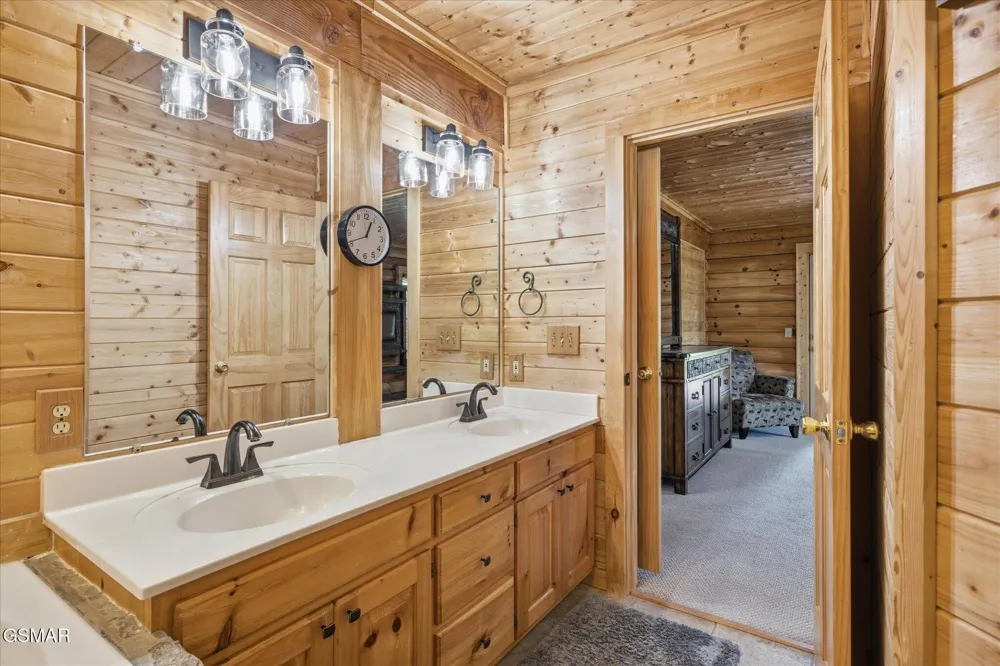 3213 Big Cove Court Sevierville, TN 37862