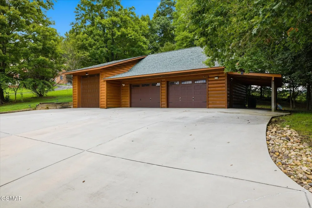 3213 Big Cove Court Sevierville, TN 37862