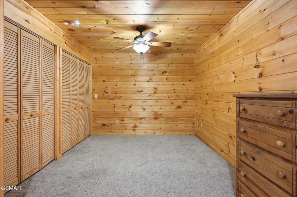 3213 Big Cove Court Sevierville, TN 37862