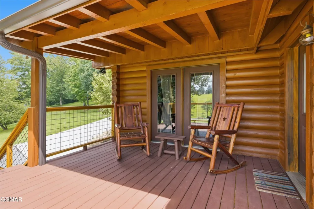 3213 Big Cove Court Sevierville, TN 37862