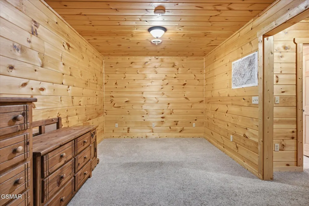 3213 Big Cove Court Sevierville, TN 37862