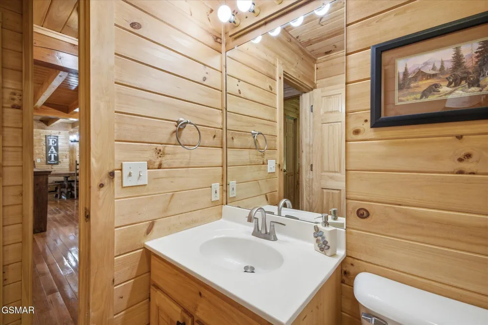 3213 Big Cove Court Sevierville, TN 37862