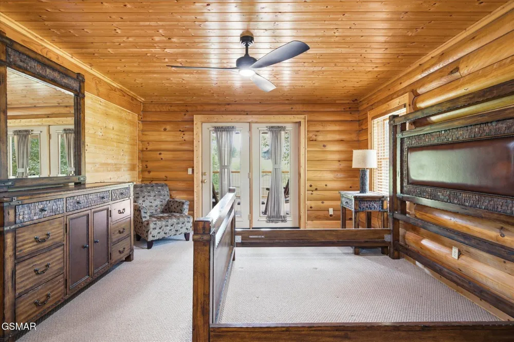 3213 Big Cove Court Sevierville, TN 37862