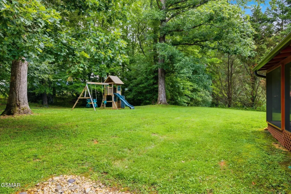 3213 Big Cove Court Sevierville, TN 37862
