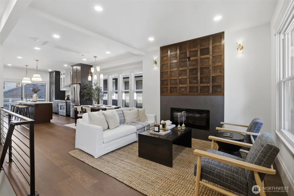 1721 3rd Avenue Seattle, WA 98109