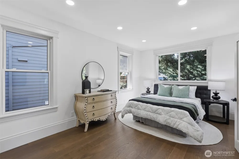 1721 3rd Avenue Seattle, WA 98109