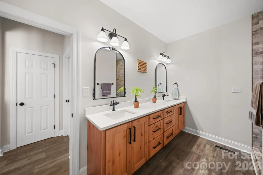 1726-b Old Cheraw Highway Rockingham, NC 28379