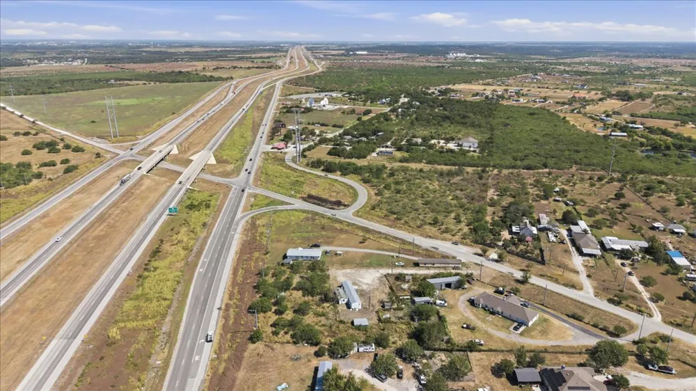 3731 Homannville Trail Lockhart, TX 78644