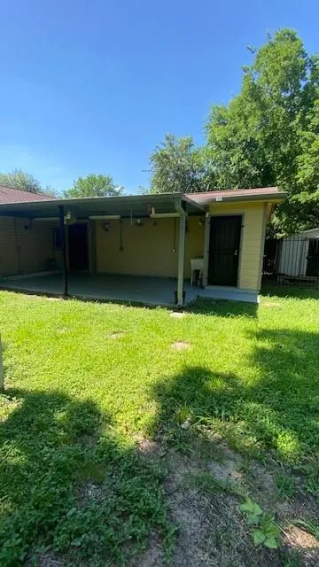 6623 Cresthill Street Houston, TX 77033