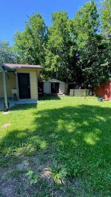 6623 Cresthill Street Houston, TX 77033