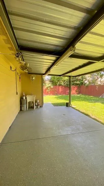 6623 Cresthill Street Houston, TX 77033