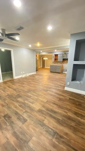 6623 Cresthill Street Houston, TX 77033