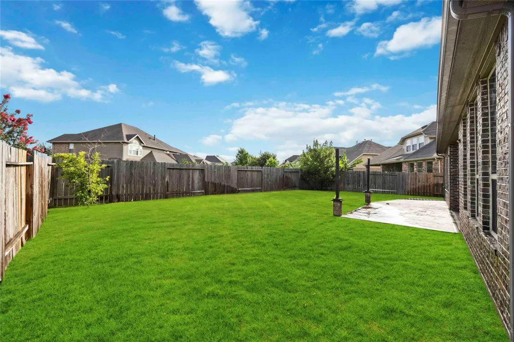 13318 Cameron Reach Drive Tomball, TX 77377