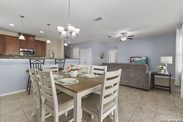 10906 Almond Wood Live Oak, TX 78233