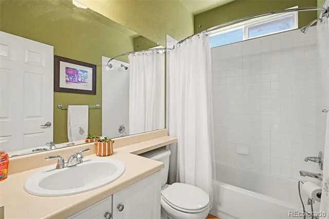 10653 Chadsworth Lane Highlands Ranch, CO 80126