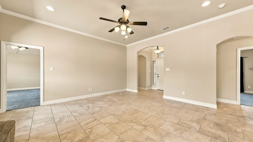 1813 Town Creek Circle Weatherford, TX 76086