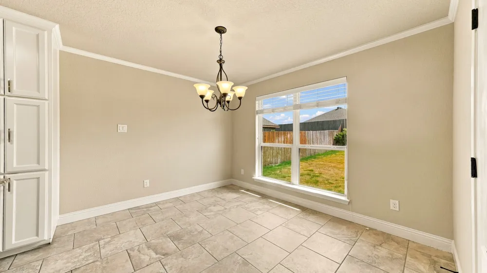 1813 Town Creek Circle Weatherford, TX 76086