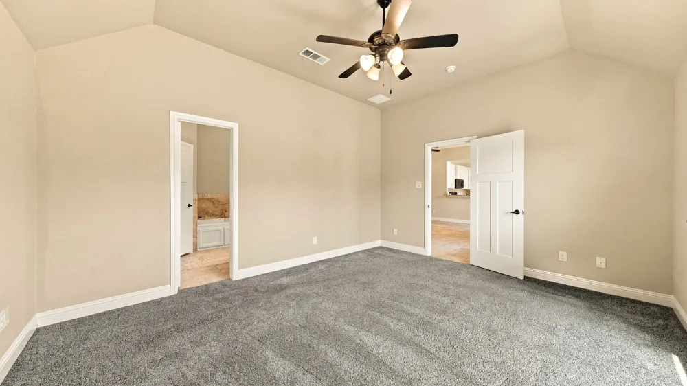 1813 Town Creek Circle Weatherford, TX 76086