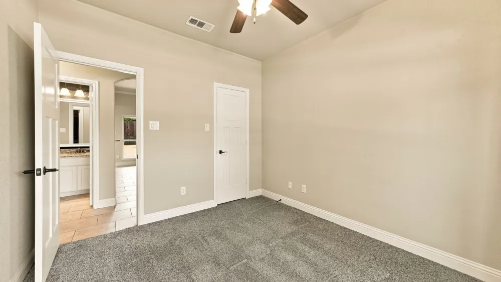 1813 Town Creek Circle Weatherford, TX 76086