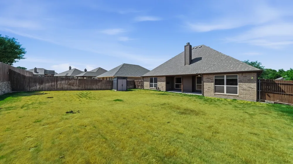 1813 Town Creek Circle Weatherford, TX 76086