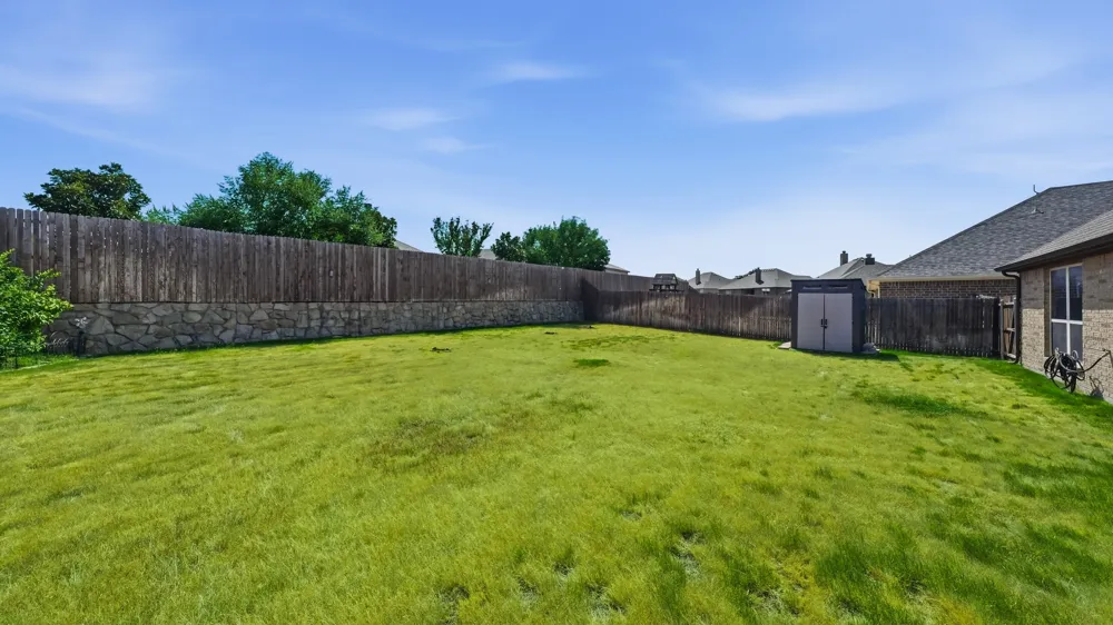 1813 Town Creek Circle Weatherford, TX 76086