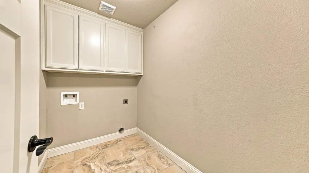 1813 Town Creek Circle Weatherford, TX 76086