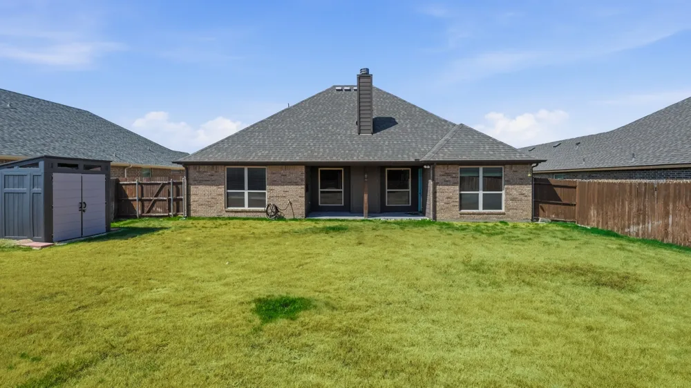 1813 Town Creek Circle Weatherford, TX 76086