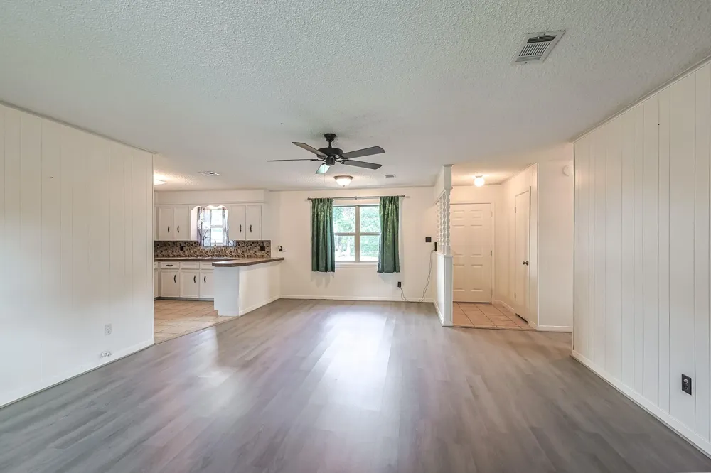 2934 Goodson Loop Pinehurst, TX 77362