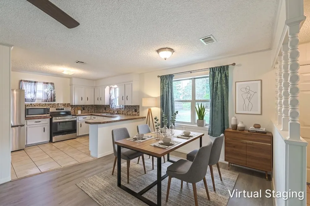 2934 Goodson Loop Pinehurst, TX 77362