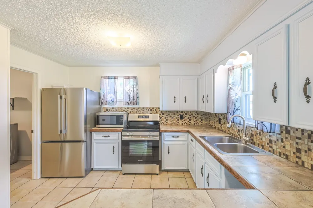 2934 Goodson Loop Pinehurst, TX 77362