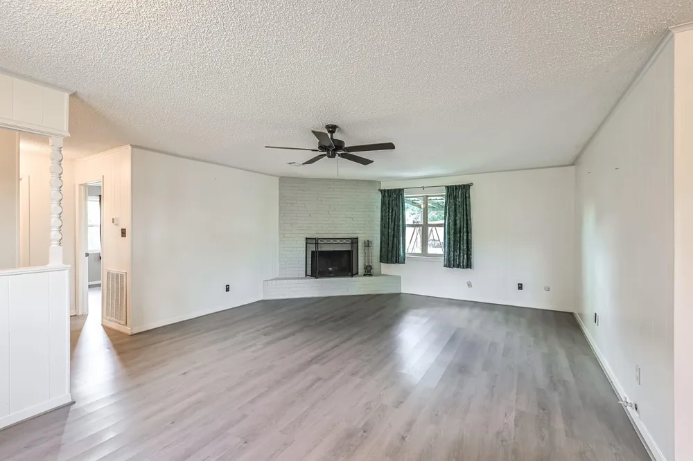 2934 Goodson Loop Pinehurst, TX 77362