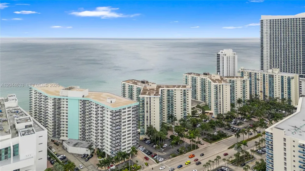 3725 S Ocean Dr #1117 Hollywood, FL 33019