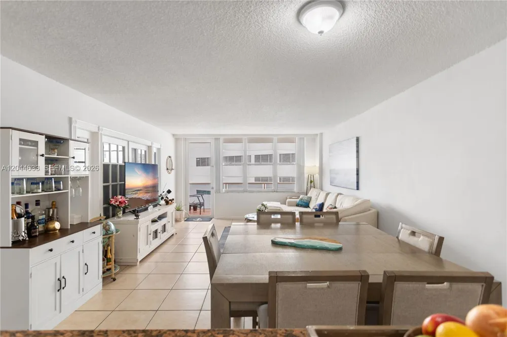 3725 S Ocean Dr #1117 Hollywood, FL 33019