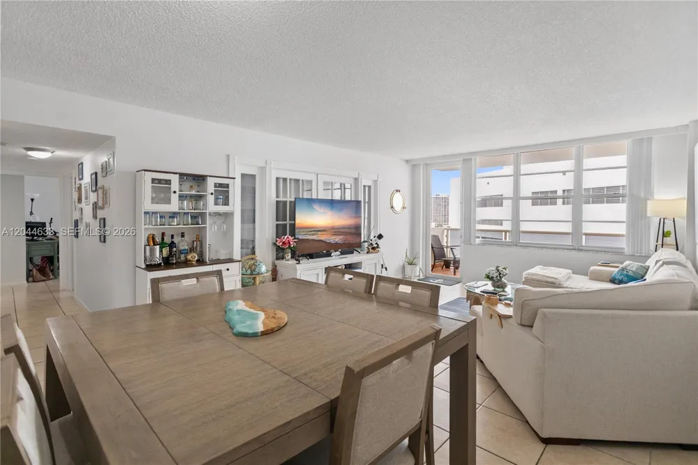 3725 S Ocean Dr #1117 Hollywood, FL 33019