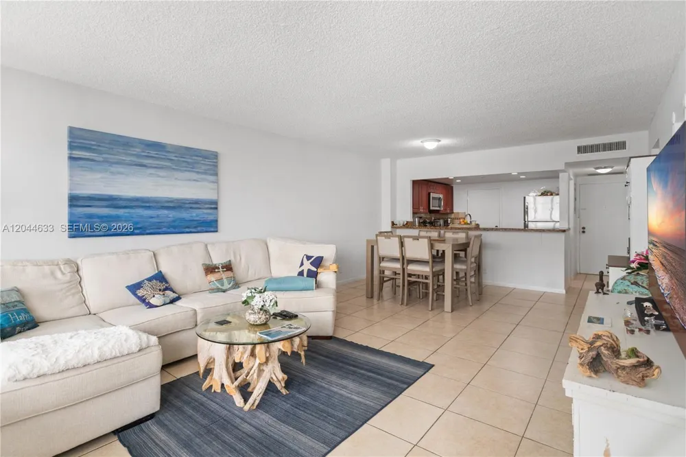 3725 S Ocean Dr #1117 Hollywood, FL 33019