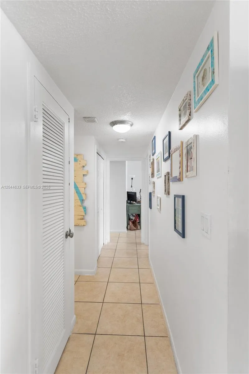 3725 S Ocean Dr #1117 Hollywood, FL 33019