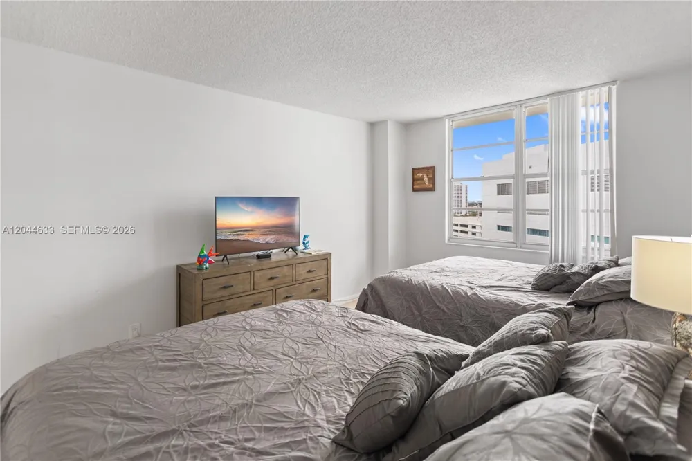 3725 S Ocean Dr #1117 Hollywood, FL 33019