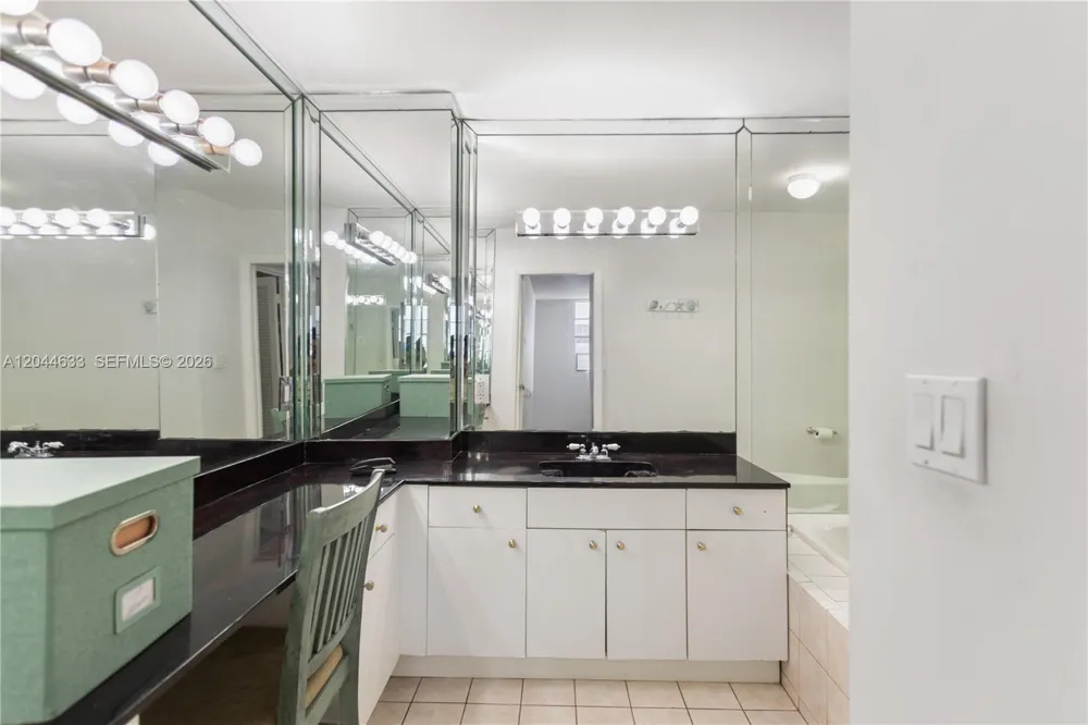 3725 S Ocean Dr #1117 Hollywood, FL 33019