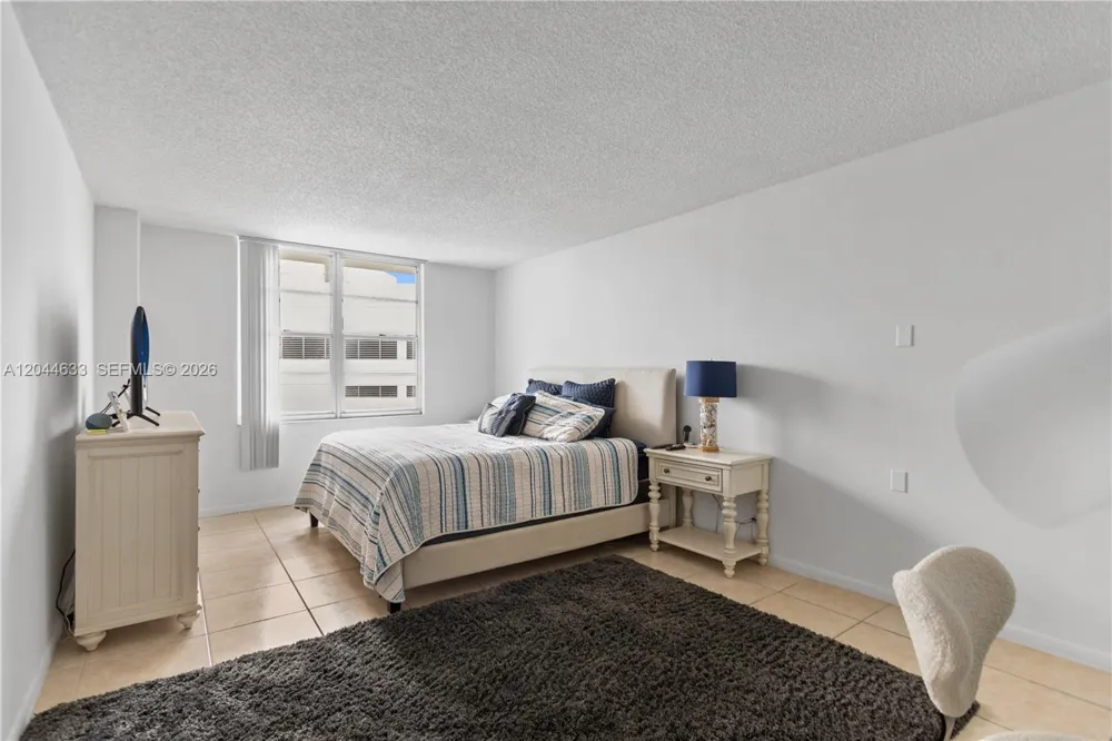 3725 S Ocean Dr #1117 Hollywood, FL 33019