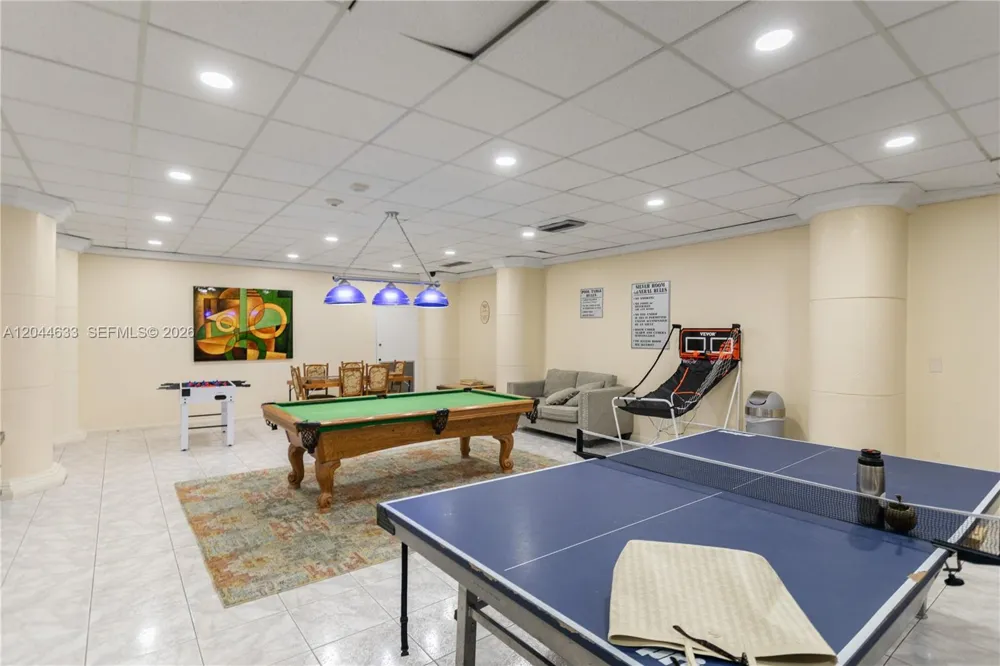 3725 S Ocean Dr #1117 Hollywood, FL 33019
