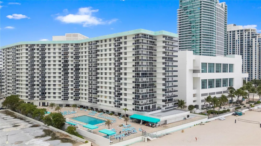 3725 S Ocean Dr #1117 Hollywood, FL 33019