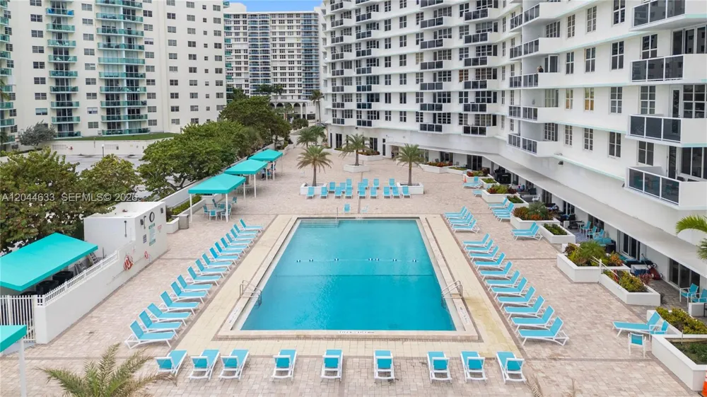 3725 S Ocean Dr #1117 Hollywood, FL 33019
